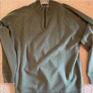 Cashmere Patagonia small sweater